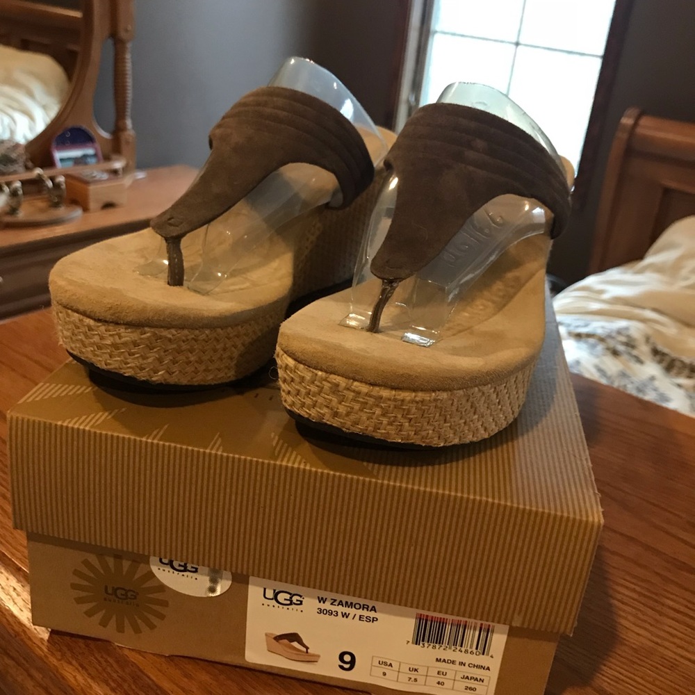 UGG W Zamora, Espresso Suede, size 9